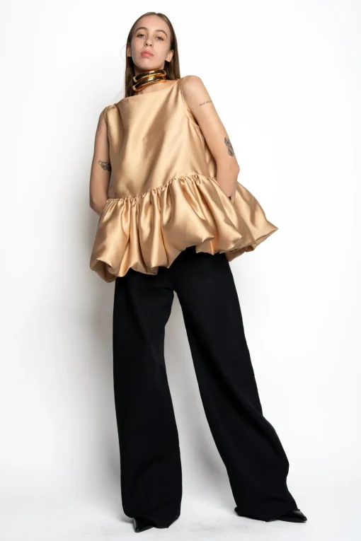 BEIGE SLEEVELESS PUFF HEM TOP