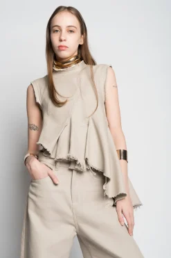 BEIGE WOVEN SLEEVELESS TOP WITH ASYMMETRIC HEM