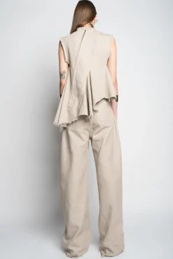 BEIGE WOVEN SLEEVELESS TOP WITH ASYMMETRIC HEM