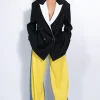 BLACK AND WHITE OVERSIZED BLAZER