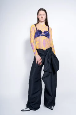 BLACK BOYFRIEND TROUSERS WITH BOW
