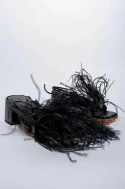 BLACK FEATHER STRAPPY SANDAL