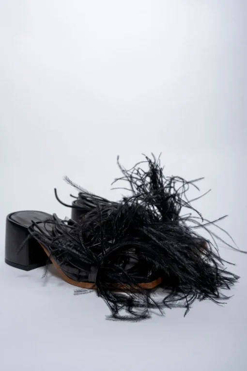 BLACK FEATHER STRAPPY SANDAL