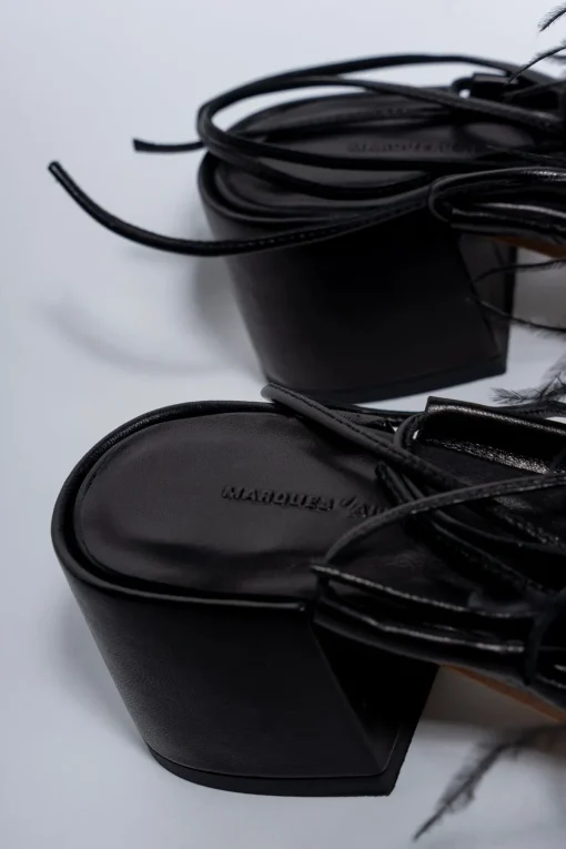 BLACK FEATHER STRAPPY SANDAL