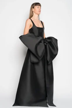 BLACK FRONT BOW TOP