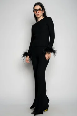 BLACK MERINO WOOL FITTED TOP WITH FEATHERS