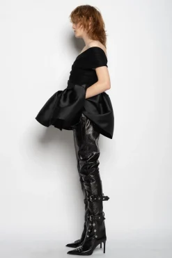 BLACK OFF SHOULDER TOP
