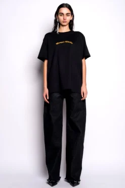 BLACK OVERSIZED T-SHIRT WITH GOLD LOGO