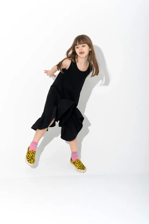 BLACK SLEEVELESS FLOUNCE DRESS