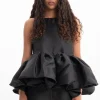 BLACK SLEEVELESS PUFF HEM TOP