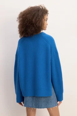 BLUE KNIT JUMPER