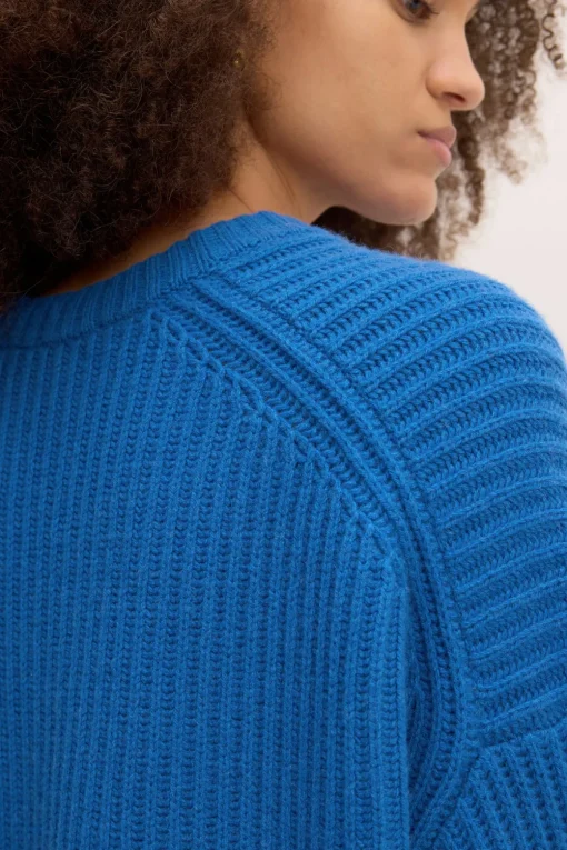BLUE KNIT JUMPER