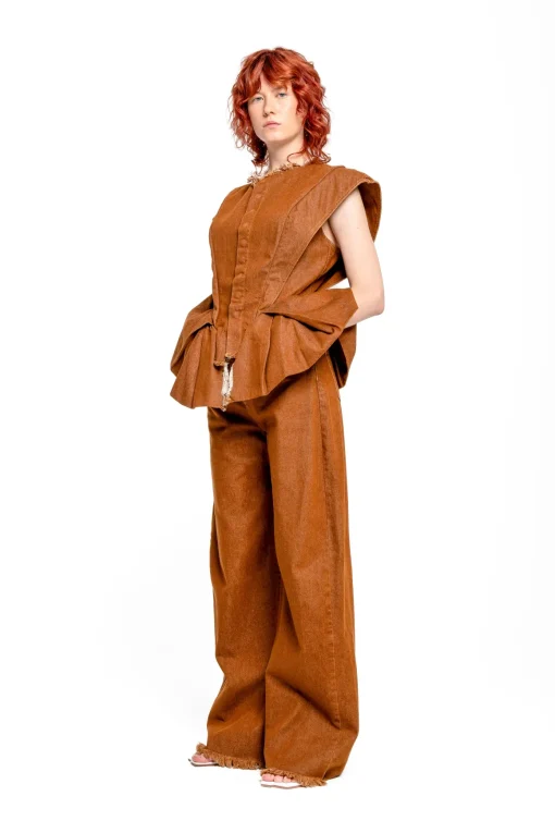 BROWN BOYFRIEND TROUSERS