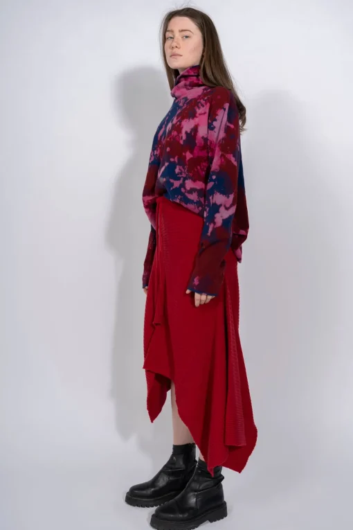 CLASSIC M'A MERINO SKIRT IN RED
