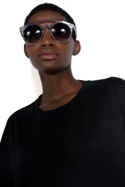 CLEAR BLACK BRIDGED SUNGLASSES
