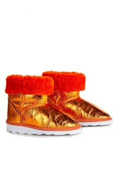 LEATHER BOOTS IN ORANGE