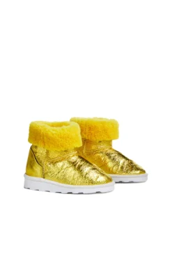 LEATHER BOOTS IN YELLOW