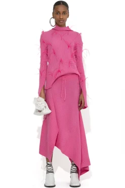 PINK MERINO FITTED FEATHER TURTLENECK