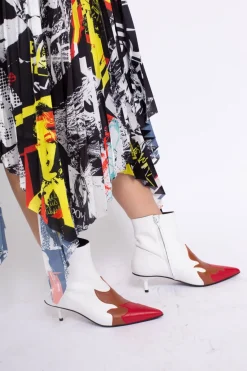 POINTY KITTEN HEEL FLAME BOOTS IN WHITE