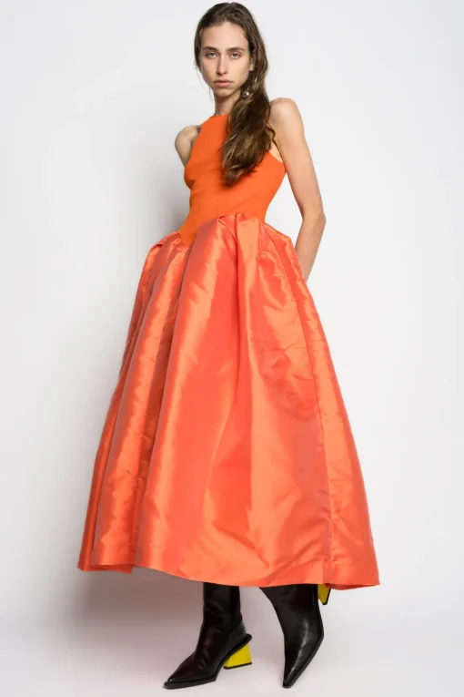 PRE-OWNED / ORANGE DRESS WITH TANK TOP SCOOPED