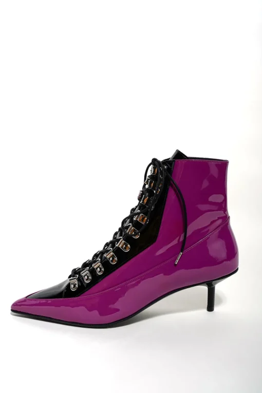 PURPLE FITTED BOOTS