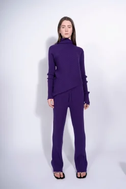 PURPLE KNITTED TROUSERS