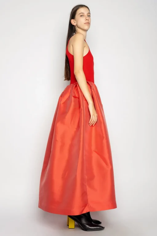 RED DRESS WITH TANK TOP SCOOPED
