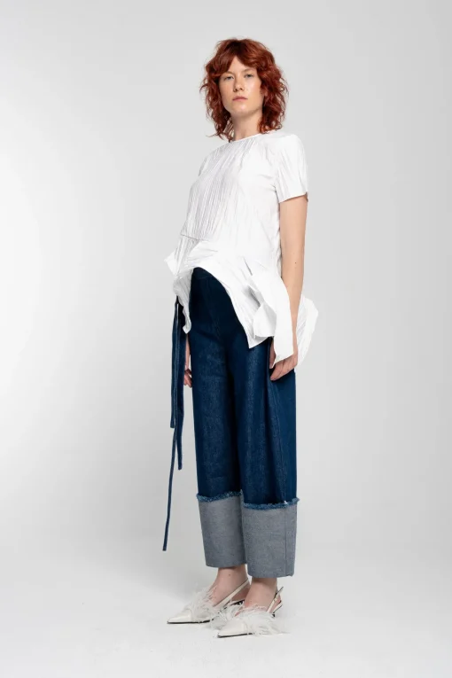 WHITE CAP SLEEVE PLISSE T-SHIRT