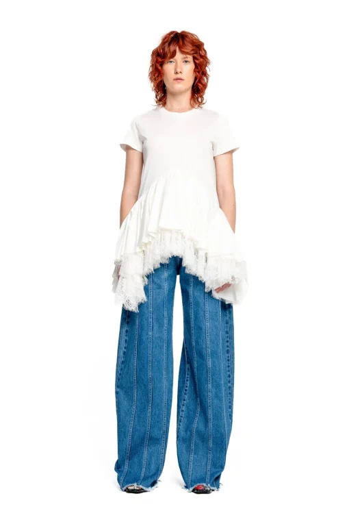 WHITE CAP SLEEVE T-SHIRT WITH FRILL AND LACE HEM