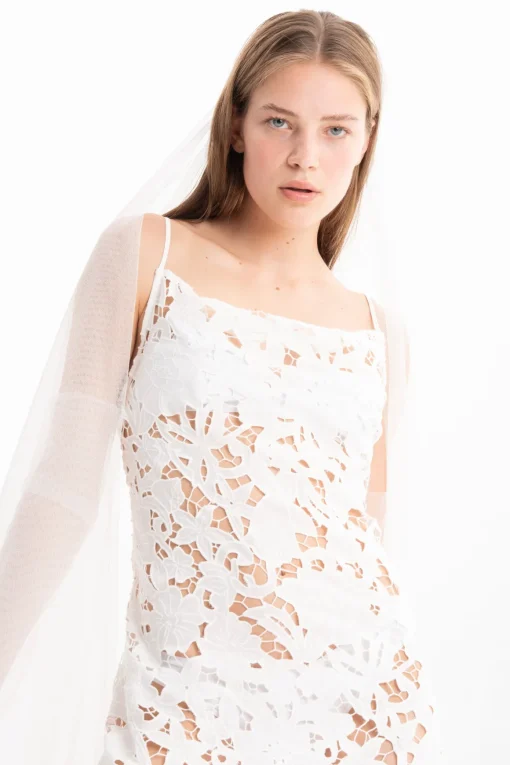 WHITE EMBROIDERED STRAP DRESS WITH PEPLUM