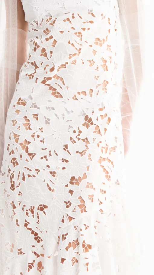 WHITE EMBROIDERED STRAP DRESS WITH PEPLUM