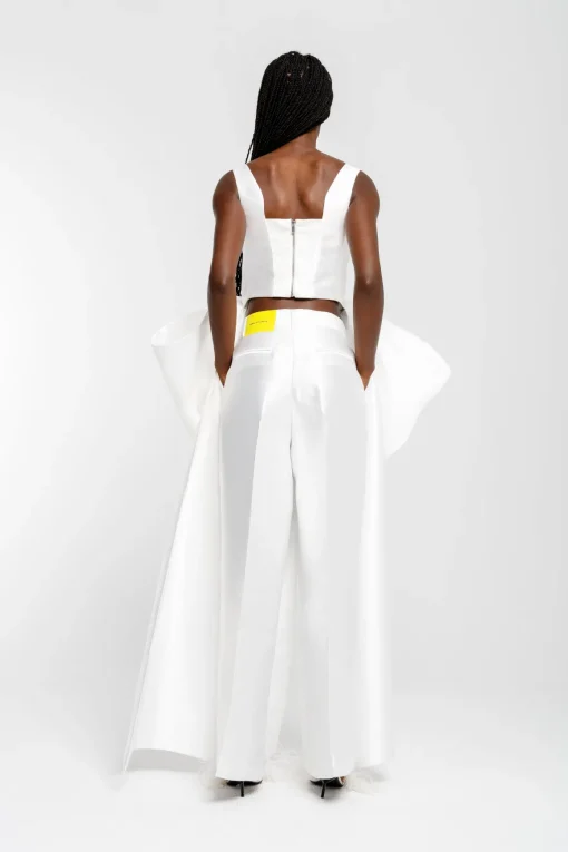 WHITE FRONT BOW TOP