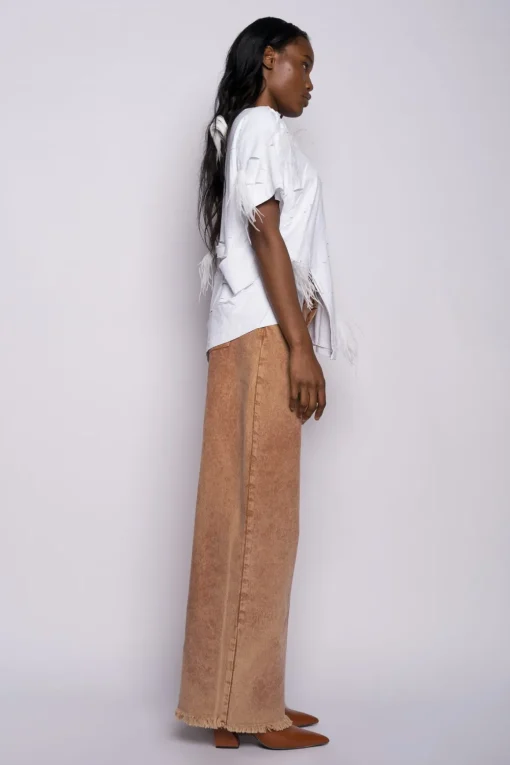 WHITE LINED DISTRESSED T-SHIRT WITH FEATHERS