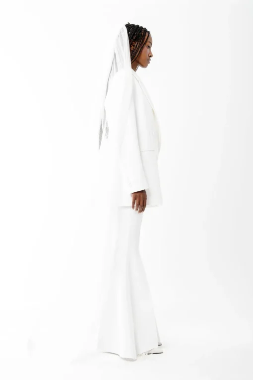 WHITE OVERSIZED BLAZER