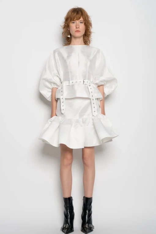 WHITE ROUND SLEEVE TOP
