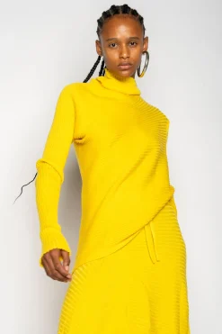 YELLOW DRAPED JUMPER IN MERINO KNIT